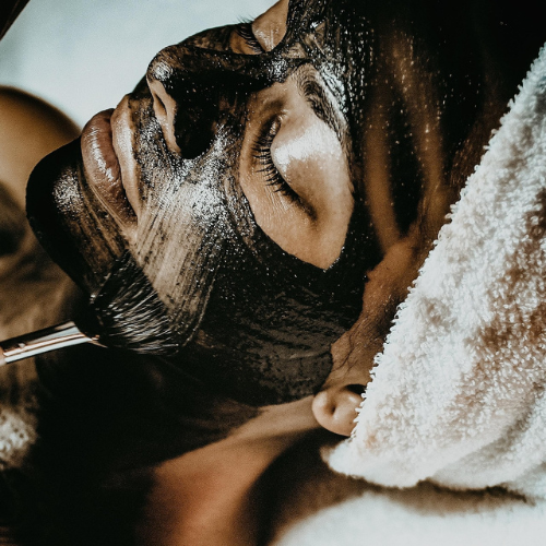 Benefits of the Carbon Doll Facial